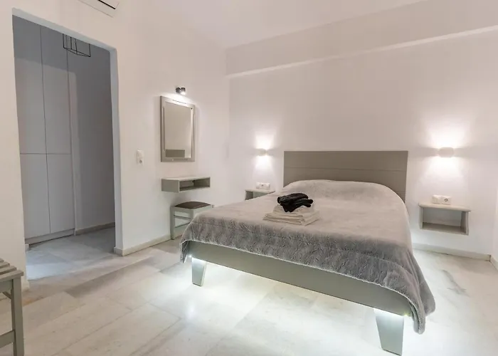 Alpha Naxos - Adults Only *