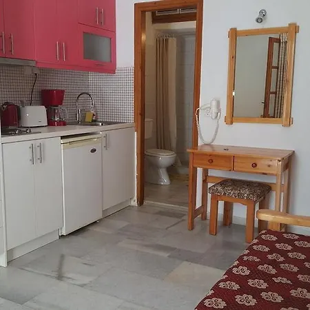 Daire Alpha Naxos - Adults Only *