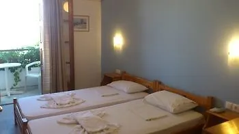 Alpha Naxos - Adults Only *